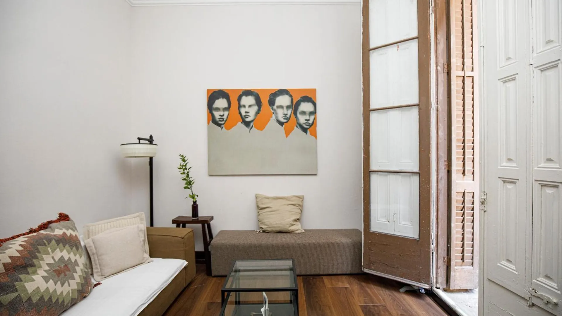 Classic Styled Apartment Barcelona 0*,  Spain