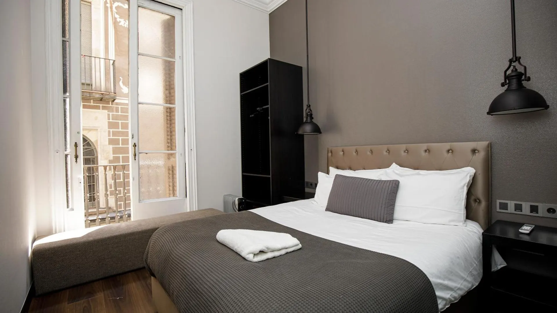 Classic Styled Apartment Barcelona